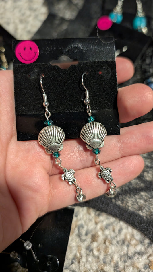 Silver shell earrings